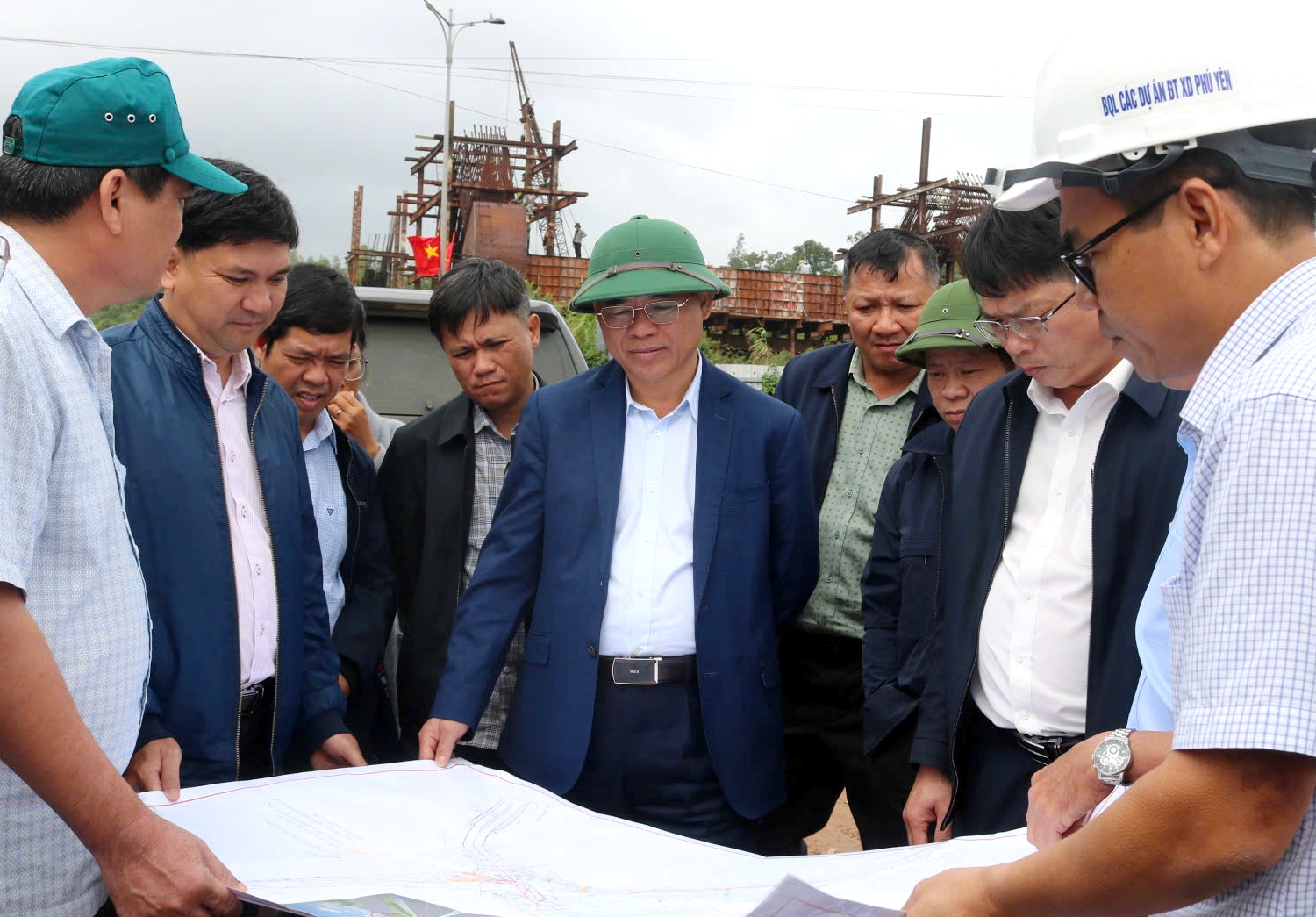 Phó Chủ tịch UBND tỉnh Trương Công Thái kiểm tra thực địa các dự án trọng điểm tại khu vực phía Đông tỉnh